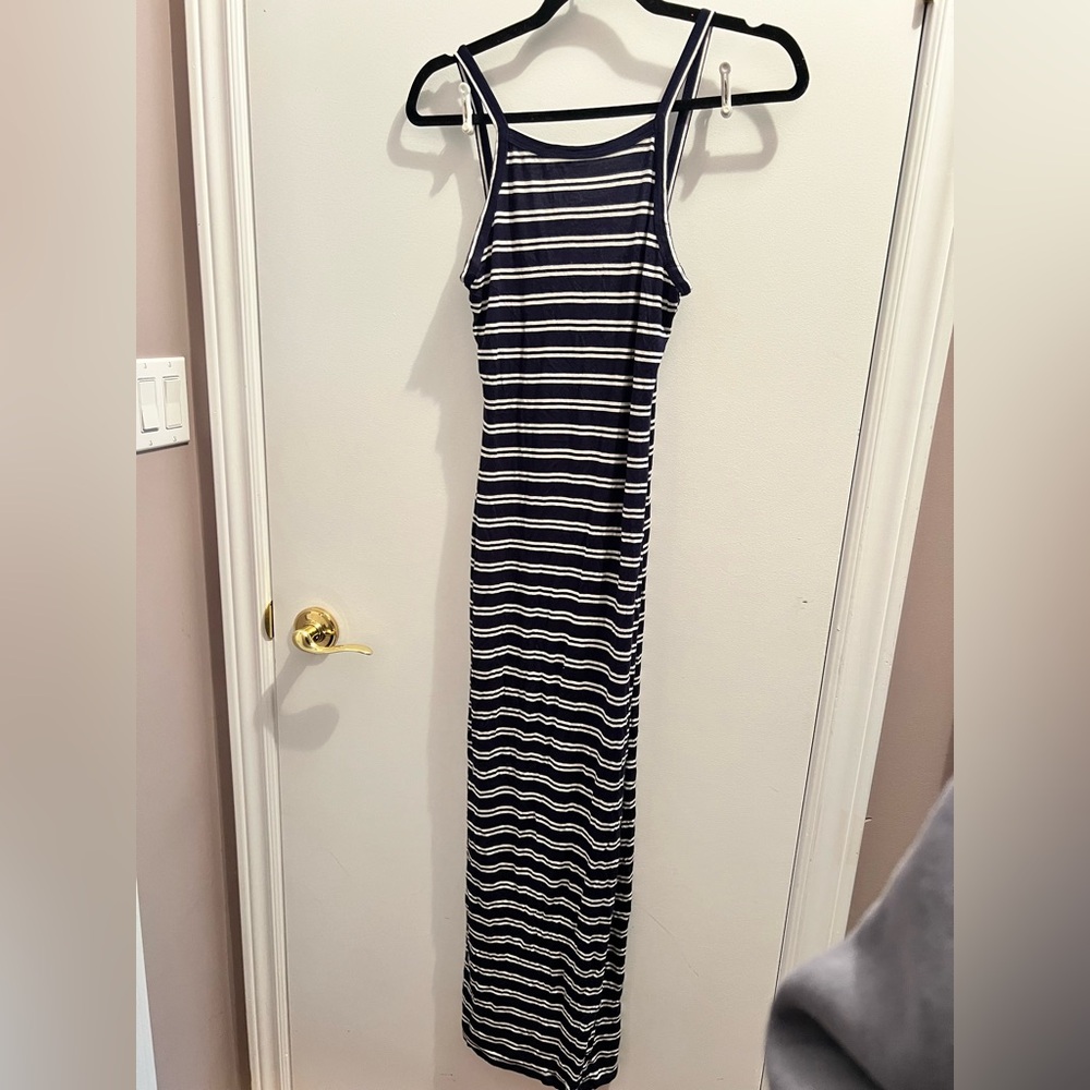 Chic Striped Maxi Dress in Navy and White
